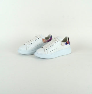 Oversized Contrast Heel Low-Top Sneakers (never worn)